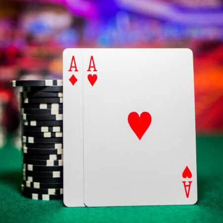 How to Play Pok Deng and Win More at 8k8 Casino